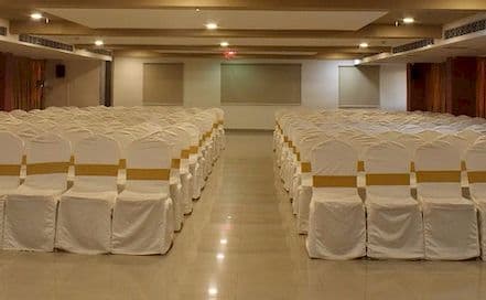 Nova Pride Hotel Falaknuma Photo Nova Pride Hotel Falaknuma Hotel in Falaknuma