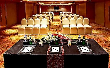 Pearl Banquet Hall @ Sahara Star Vile Parle Photo Pearl Banquet Hall @ Sahara Star Vile Parle AC Banquet Hall in Vile Parle