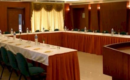 Princeton Club Tollygunge Photo Princeton Club Tollygunge AC Banquet Hall in Tollygunge