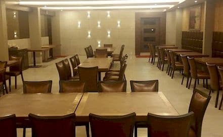 Raasa Veg Multicuisine and Banquets Borivali Photo Raasa Veg Multicuisine and Banquets Borivali AC Banquet Hall in Borivali
