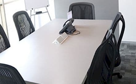 Regus - Juhu Tara Road Juhu Photo Regus - Juhu Tara Road Juhu Training/Boardroom in Juhu