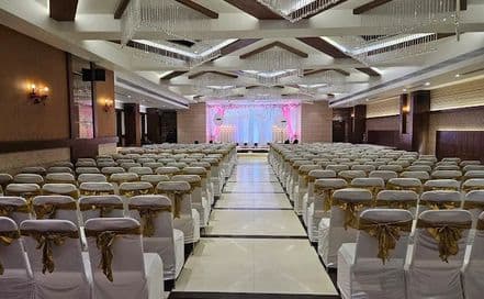 Rnest Banquet Thane West Photo Rnest Banquet Thane West AC Banquet Hall in Thane West