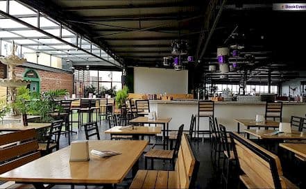 Sherlock's - Lounge & Kitchen Kumaraswamy Layout Photo Sherlock's - Lounge & Kitchen Kumaraswamy Layout Lounge in Kumaraswamy Layout