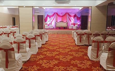 Shree Mukti Kamal Jain Mohan Mandir Hall Dahisar Photo Shree Mukti Kamal Jain Mohan Mandir Hall Dahisar AC Banquet Hall in Dahisar