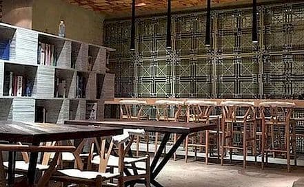 South Bombay Bar Worli Photo South Bombay Bar Worli Lounge in Worli