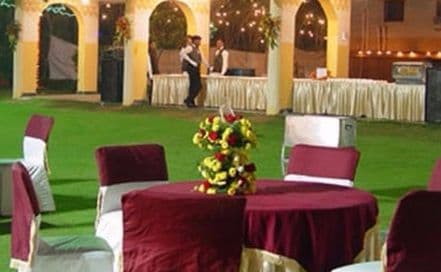 Srishti Vatika Paschim Vihar Photo Srishti Vatika Paschim Vihar Party Lawns in Paschim Vihar