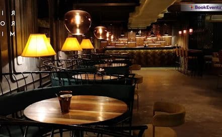 Take It Easy Andheri West Photo Take It Easy Andheri West Lounge in Andheri West