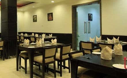 The Bridge @ Clarks Inn Gurgaon Photo The Bridge @ Clarks Inn Gurgaon Veg Banquets in Gurgaon