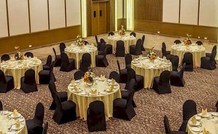 The Club Andheri Photo The Club Andheri Hotel in Andheri