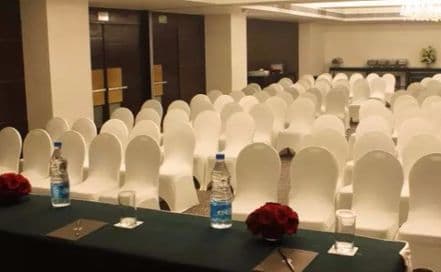 The Hans Connaught Place Photo The Hans Connaught Place Hotel in Connaught Place