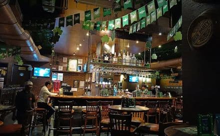 The Irish House Andheri Photo The Irish House Andheri Lounge in Andheri