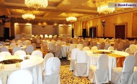 The Leela Palace Adyar Photo The Leela Palace Adyar 5 Star Hotel in Adyar