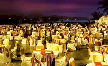 The Retreat Hotel And Convention Center Malad Photo The Retreat Hotel And Convention Center Malad 5 Star Hotel in Malad