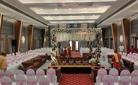 Vanita Samaj Dadar Photo Vanita Samaj Dadar AC Banquet Hall in Dadar