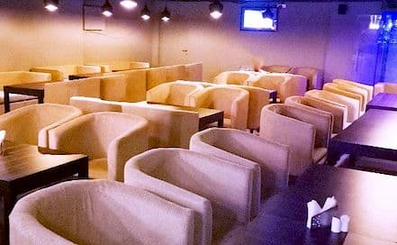 White Horse Pulse Restro Bar Marathahalli Photo White Horse Pulse Restro Bar Marathahalli Lounge in Marathahalli