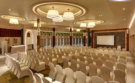 Zerza Banquets Andheri East Photo Zerza Banquets Andheri East AC Banquet Hall in Andheri East